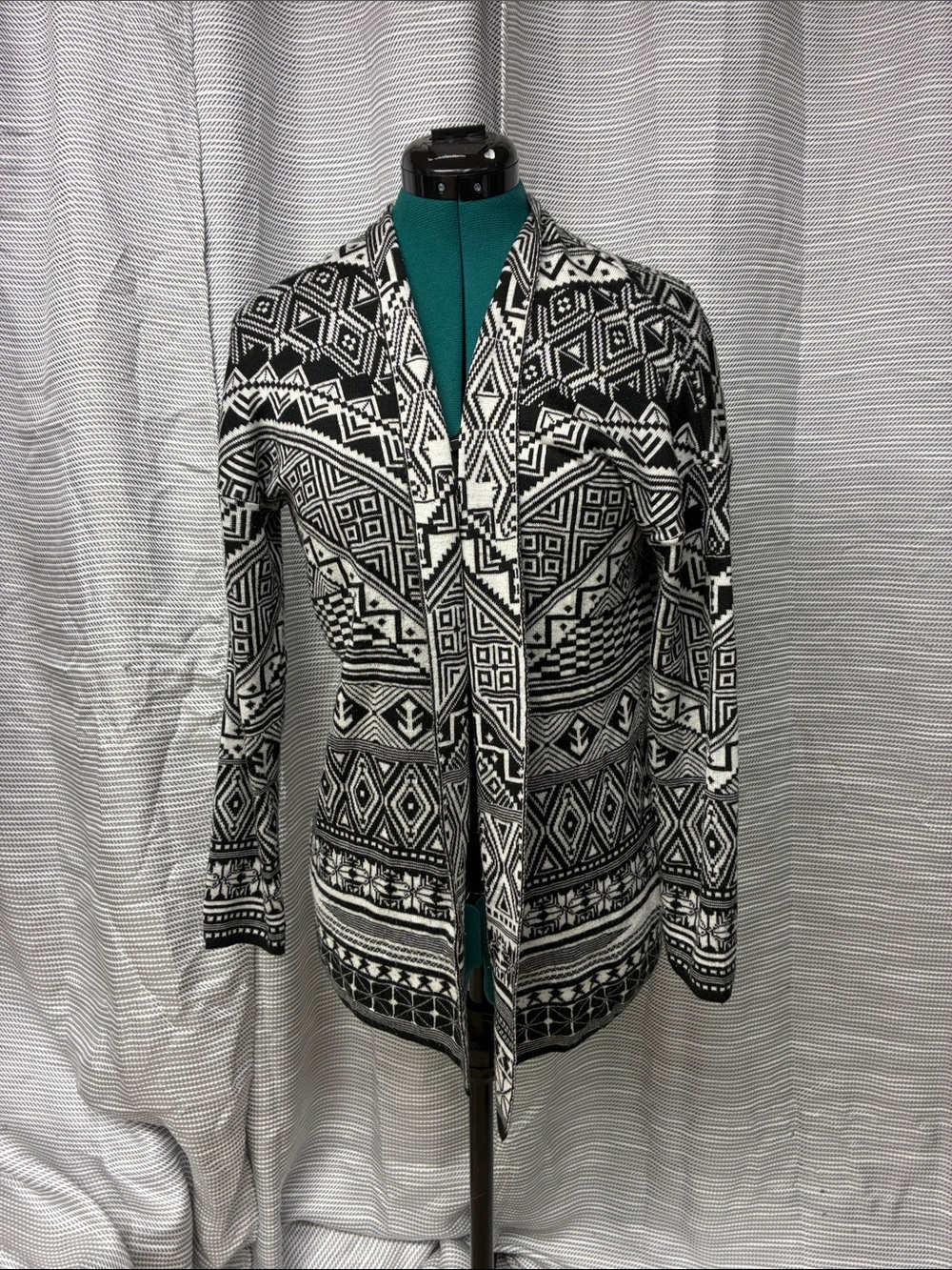 Ashley Blue Black & White Geometric Open-Front Men's Cardigan Jacket